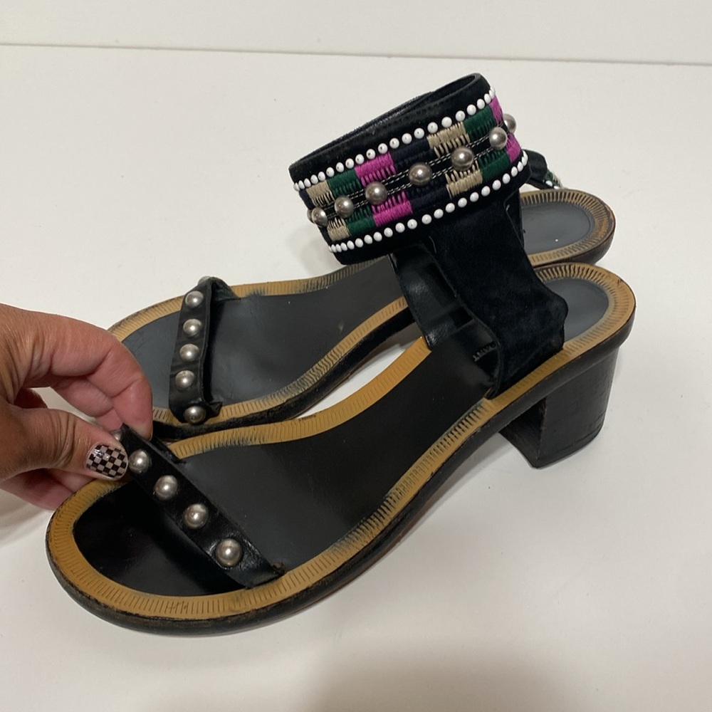 Isabel Marant Joss Embroidered Black Heel Sandals - Picture 6 of 17